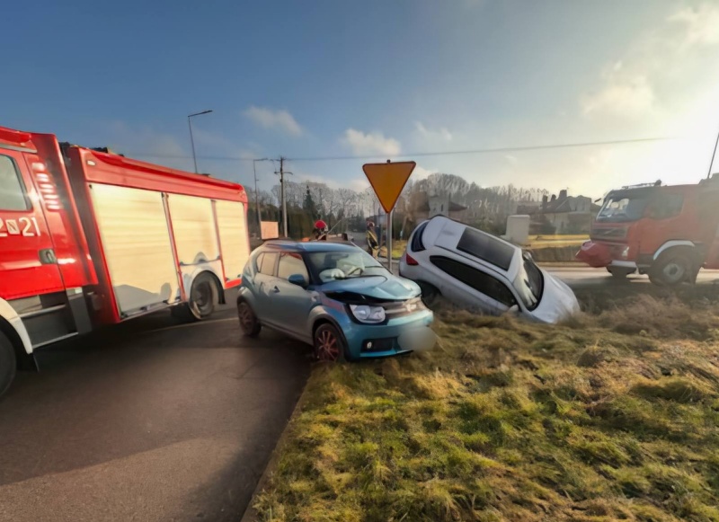 Chwila nieuwagi na Fromborskiej. Zderzenie suzuki z bmw