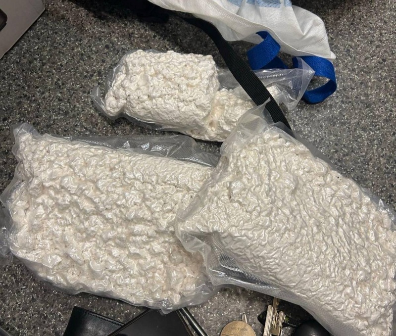 Uderzenie w narkobiznes w Elblągu. Policja przejęła blisko 4 kilogramy narkotyków