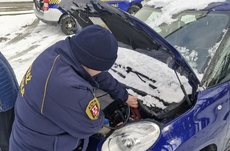 Straż Miejska w Elblągu rusza z odsieczą dla unieruchomionych kierowców