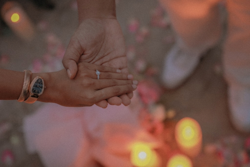 Dwa święta, jeden wieczór. Jak połączyć Dzień Kobiet i Dzień Mężczyzn bez nudy?