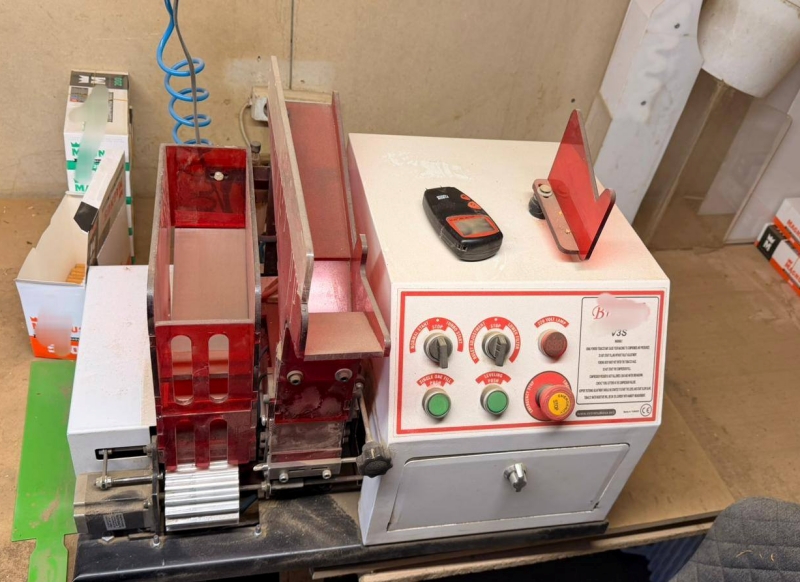 Fabryka papierosów w domowym zaciszu. Elbląska policja zlikwidowała nielegalną linię produkcyjną