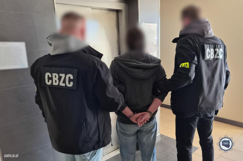 Żołnierz z Elbląga z zarzutami posiadania pornografii dziecięcej 