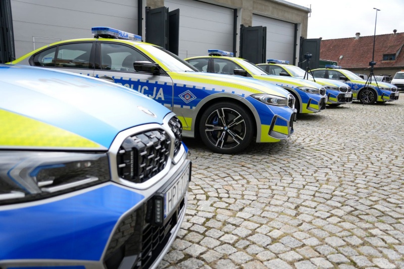 Do Elbląga trafiły nowe radiowozy policyjne